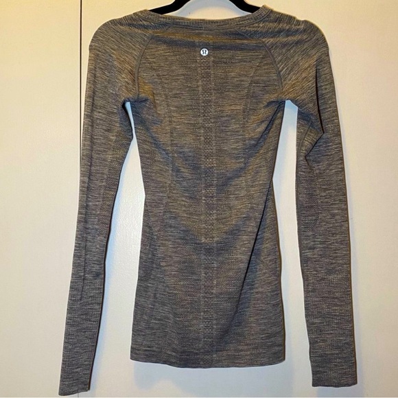 Lulemon Swiftly Tech Long Sleeve - Picture 7 of 10